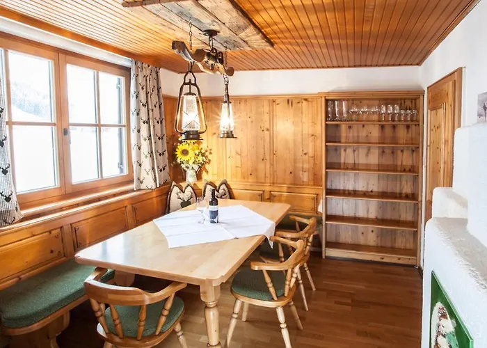 Chalet Appartement Alpenherz by HolidayFlats24